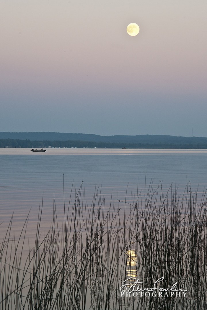 SUN103-Platte-Lake-Moonrise-2.jpg